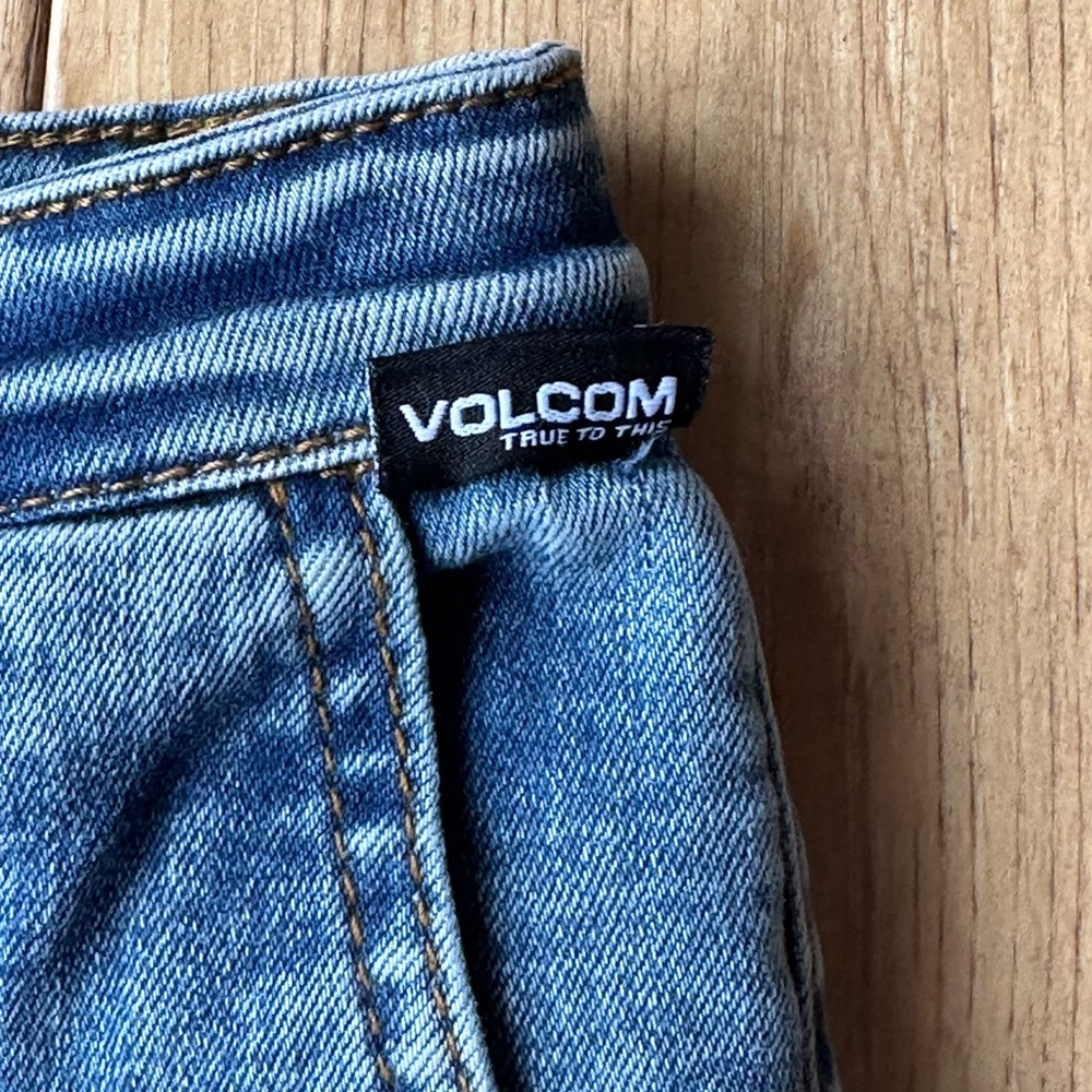 Volcom Toddler Boy Jeans size 3T - Picture 3 of 8
